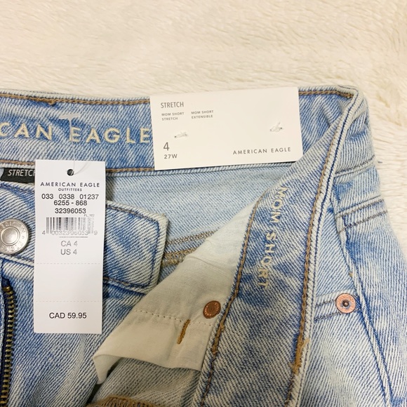 American Eagle Mom Short-Stretch - Picture 4 of 4